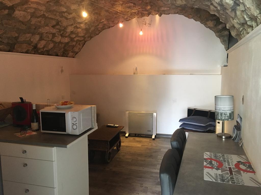 La Grotte Appartamento La Garde-Adhémar Esterno foto